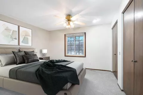 1740 Crestridge Ln, Eagan, MN 55122 photo 15