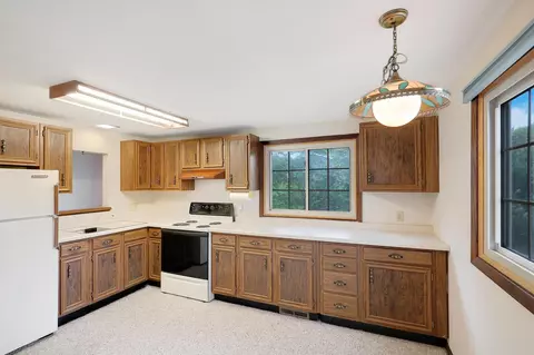1740 Crestridge Ln, Eagan, MN 55122 photo 19