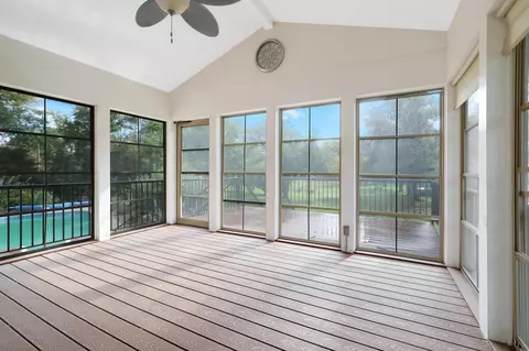 1740 Crestridge Ln, Eagan, MN 55122 photo 13