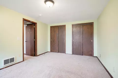 1740 Crestridge Ln, Eagan, MN 55122 photo 22
