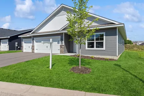 4828 Education Dr N, Hugo, MN 55038