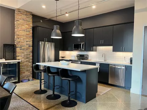 350 Saint Peter St #808, Saint Paul, MN 55102