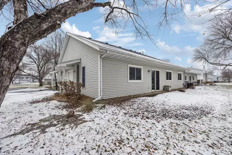 15557 Cornell Trl, Rosemount, MN 55068