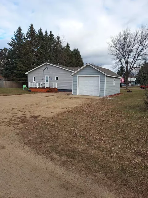 101 York St, Pine River, MN 56474 photo 3