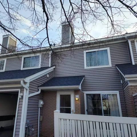 8358 Copperfield Way, Inver Grove Heights, MN 55076
