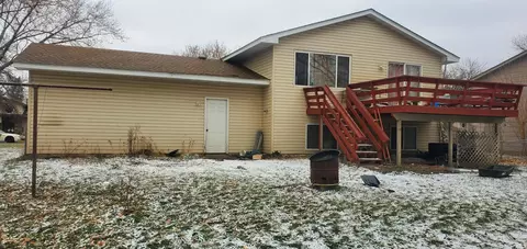 7555 Louisiana Ave N, Brooklyn Park, MN 55428