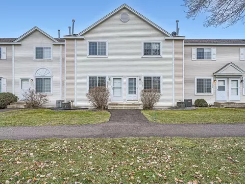 13092 Murdock Ter, Eden Prairie, MN 55347