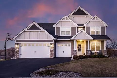 2216 Sorrel Ct, Victoria, MN 55386