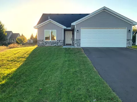 380 Mill St, Osceola, WI 54020