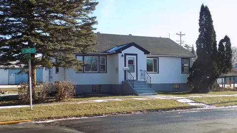 101 S 3rd St, Keewatin, MN 55753