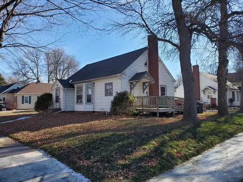 100 Elm St, Tracy, MN 56175