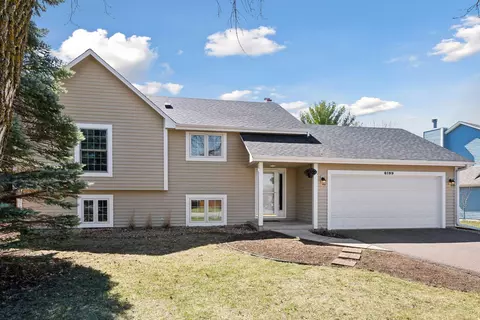 6199 Cascade Pass, Chanhassen, MN 55317