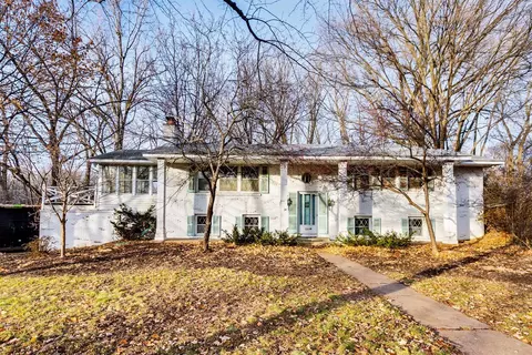 1201 Tiller Ln, Arden Hills, MN 55112