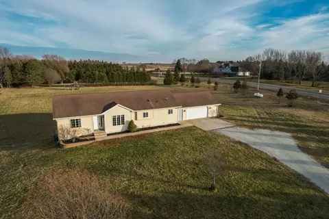 61514 260th Ave, Mantorville, MN 55955