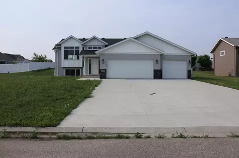 2303 Nature Ln, Hawley, MN 56549