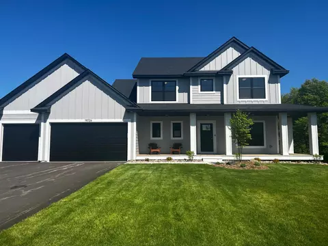 19026 Ivorra Ct, Lakeville, MN 55044