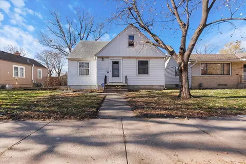 4521 Penn Ave N, Minneapolis, MN 55412