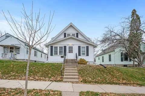 3743 Russell Ave N, Minneapolis, MN 55412
