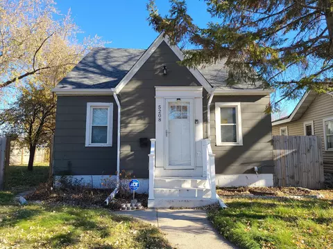 5208 Bryant Ave N, Minneapolis, MN 55430