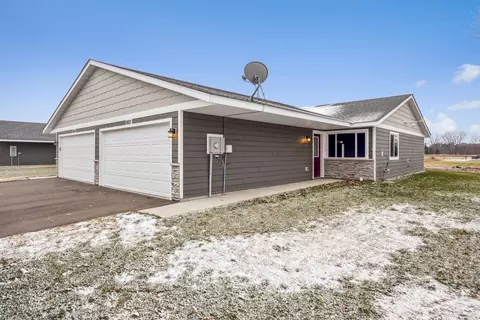 1607 16th Ave N, Princeton, MN 55371