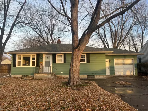 728 29th Ave N, Saint Cloud, MN 56303
