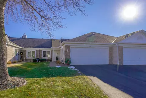 7591 Ojibway Park Ct, Woodbury, MN 55125