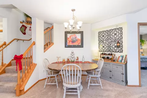 1559 Antler Pt, Eagan, MN 55122 photo 8