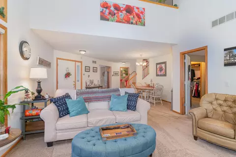 1559 Antler Pt, Eagan, MN 55122 photo 6