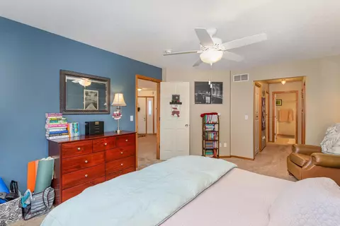 1559 Antler Pt, Eagan, MN 55122 photo 16