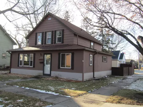 1120 4th St, Granite Falls, MN 56241