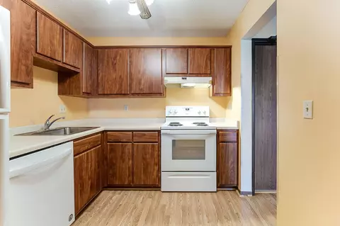 1871 Silver Bell Rd #302, Eagan, MN 55122 photo 10