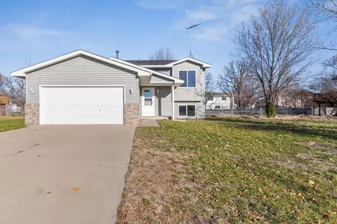 4040 Lake Ridge Dr, Big Lake, MN 55309