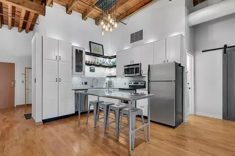 400 N 1st St #607, Minneapolis, MN 55401