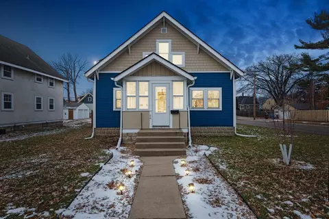 44 6th Ave N, Hopkins, MN 55343