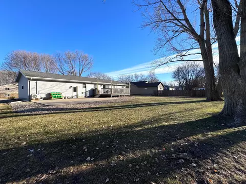 1006 Columbine Dr, Marshall, MN 56258 photo 21