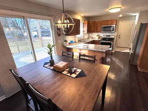 1006 Columbine Dr, Marshall, MN 56258 photo 7
