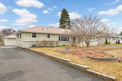 7118 Grimes Ave N, Brooklyn Center, MN 55429