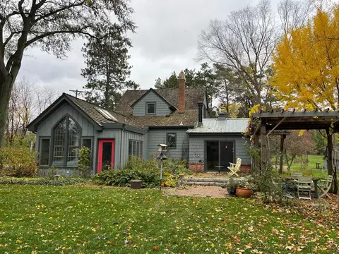 8441 Kimbro Ave N, Grant, MN 55082
