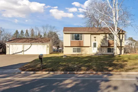 6208 113th Ave N, Champlin, MN 55316