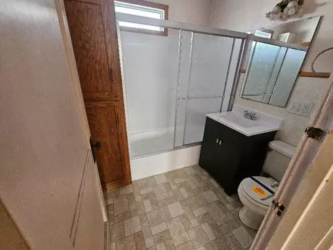 705 N 4th St, Marshall, MN 56258 photo 6