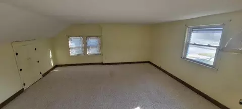 705 N 4th St, Marshall, MN 56258 photo 5