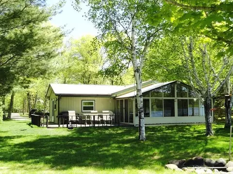 16908 Shamrock Rd, Crosslake, MN 56442