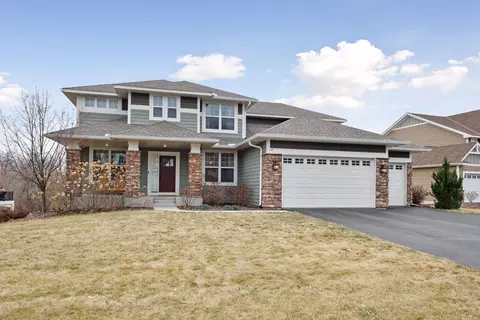 1491 Camden Ridge Dr, Chanhassen, MN 55317