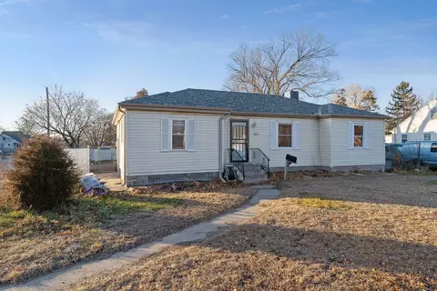 5303 Fremont Ave N, Brooklyn Center, MN 55430