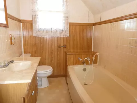 1244 4th Ave, Windom, MN 56101 photo 21