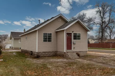 800 10th Ave NW, Austin, MN 55912