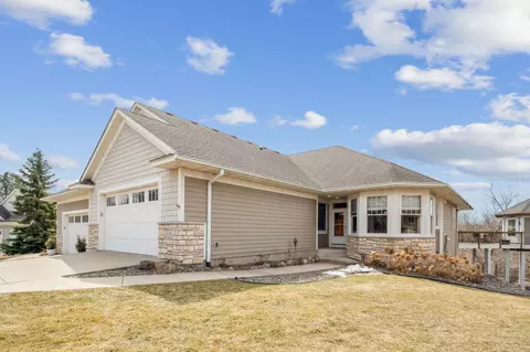 2629 Nature View Ct, Roseville, MN 55113
