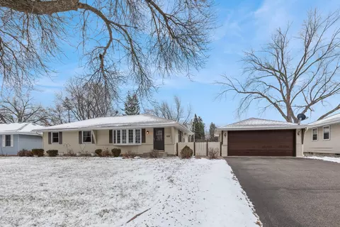 8255 Grange Blvd, Cottage Grove, MN 55016