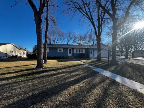 Exterior - 1129 4th St, Dawson, MN 56232 photo 5 of 10