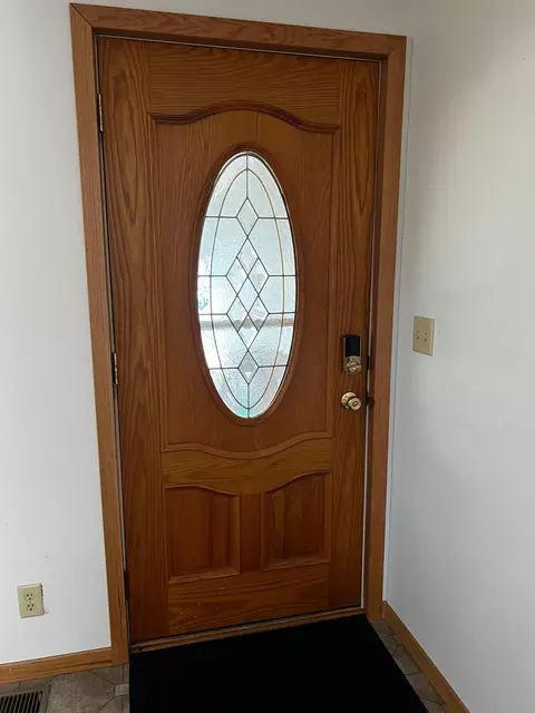 Entry Way - 1129 4th St, Dawson, MN 56232 photo 3 of 3